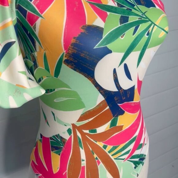 Flying Tomato Floral Bodysuit - Picture 3 of 7